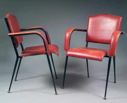 ADNET Jacques (1900-1984). Attribué à. Paire de fauteuils de visiteurs en métal tubulaire...