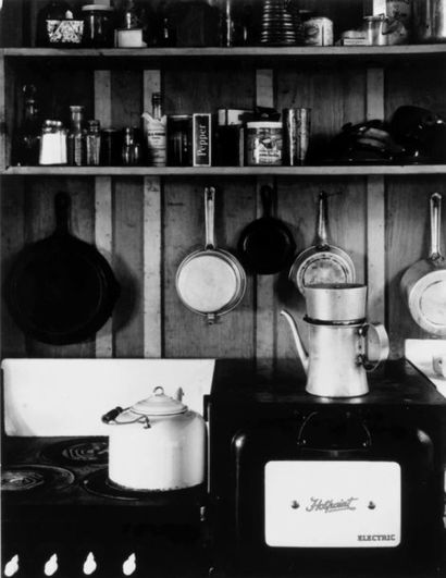 BEAUMONT NEWHALL 1908-1974 La cuisine d'Edward Weston, 1940. Tirage argentique 1938...