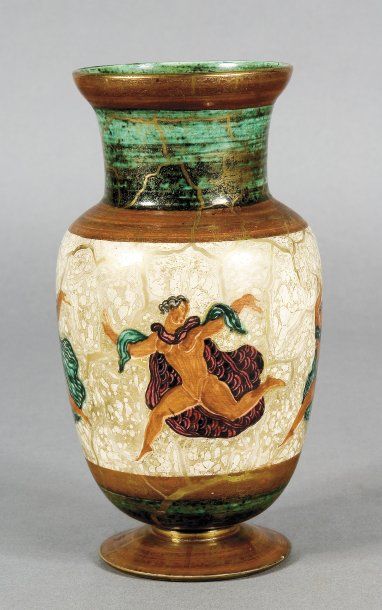 null MAYODON Vase sur pied à col rétréci en céramique polychrome décoré sur la panse...
