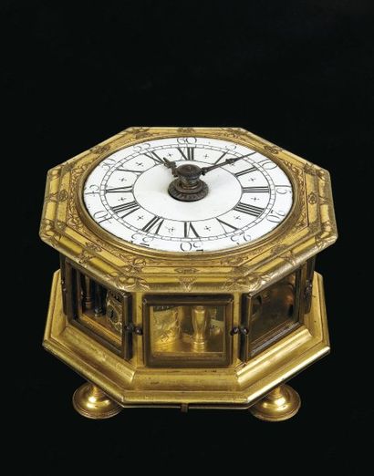 null Jantson, Europe centrale, fin XVIIe siècle. Horloge de table octogonale en bronze...