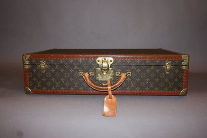 LOUIS VUITTON Avenue Marceau n° 906985 Valise "Bisten" chiffrée EMS en toile monogram,...