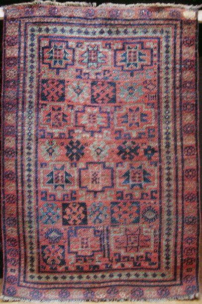 Rare ancien tapis Persan Kurde à décor Turcoman...