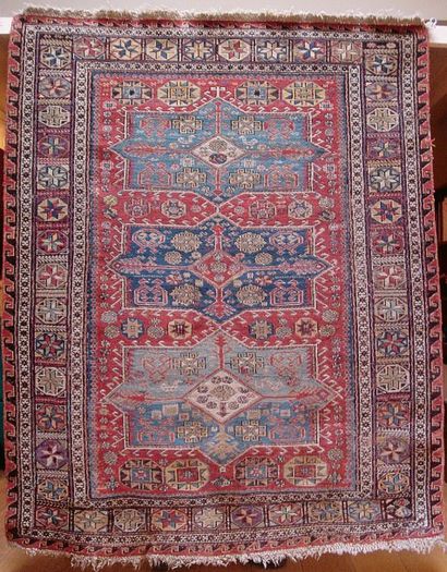 Ancien tapis tissé Soumakh du Caucase An...