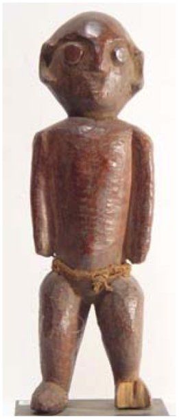null Statuette masculine CHAMBA en bois sculpté stylisée. H : 37 cm