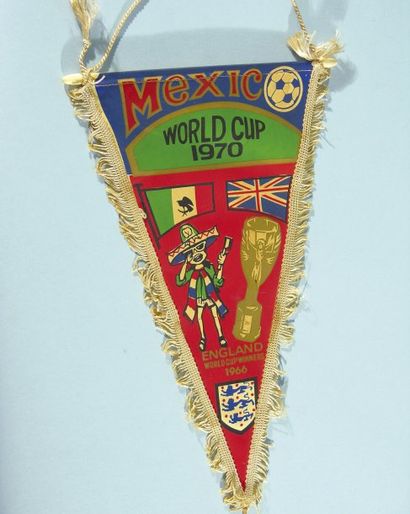 FOOTBALL Fanion de l'équipe d'Angleterre pour la coupe du Monde du Mexique 1970.