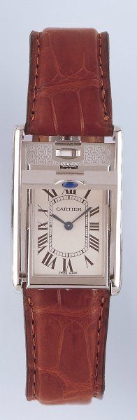 CARTIER TANK BASCULANTE. MONTRE DE POIGNET en acier. Cadran blanc. Mouvement mécanique....