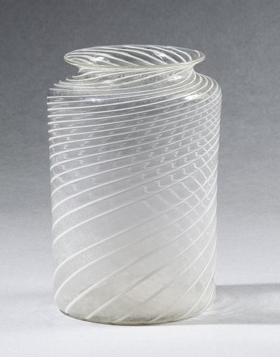 null Albarello en verre incolore transparent à «fili» blancs en spirales Venise ou...