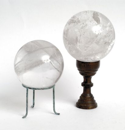 Boules en cristal de roche XIXe-XXe siècle....