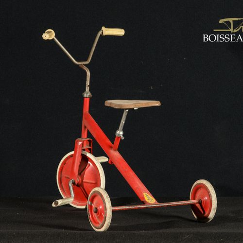 Null WISA GLORIA. Vélo tricycle modèle 1143 vers 1970,
. Long.: 70 cm - l.: 40 c&hellip;