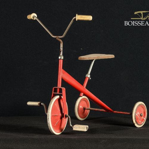 Null WISA GLORIA. Vélo tricycle modèle 1143 vers 1970,
. Long.: 70 cm - l.: 40 c&hellip;