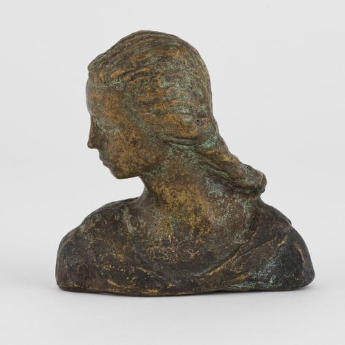 Null Max Fueter (1898-1983)

Buste de jeune femme, bronze, signé, H 9 cm