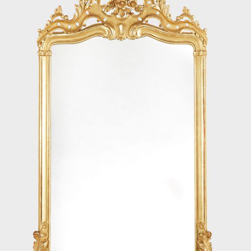 Null Miroir à fronton bernois de style XVIIIe s

Bois sculpté et doré, 120x70 cm