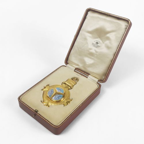 Null Ordre de la Sainte Trinité, Ethiopie

Métal doré et émaux, L 11 cm