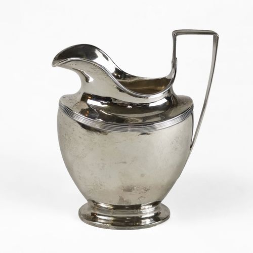 Null Pot à lait d'époque néoclassique

Pays-Bas, argent, H 13 cm, 160g