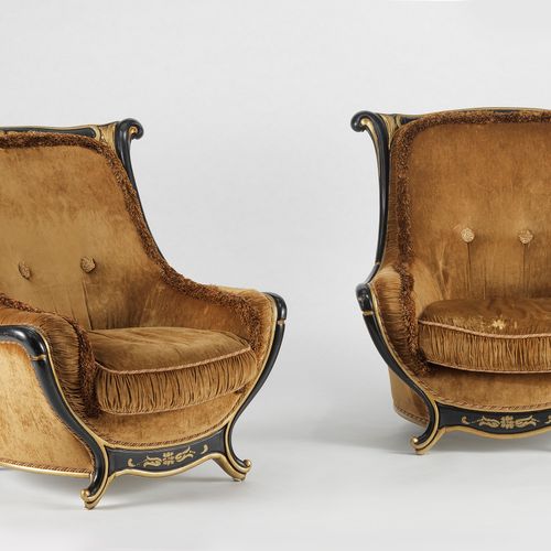 Null Paire de fauteuils, Mantelassi, Italie

Bois noirci et doré, velours bronze