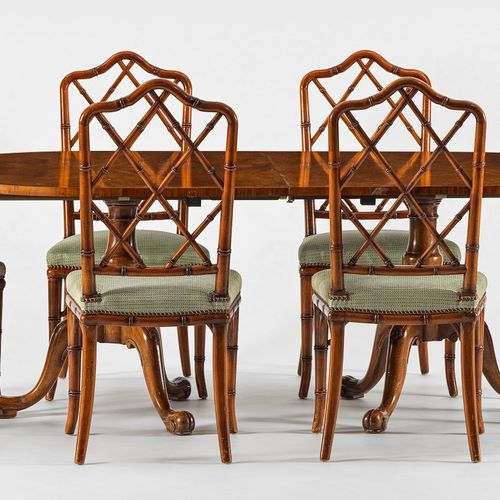 Null Table de salle à manger de style George III et 10 chaises façon bambou

Aca&hellip;