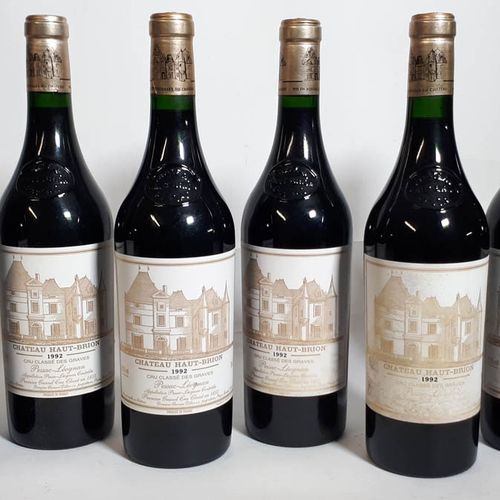 Null 6 B CHÂTEAU HAUT-BRION, CBO (3*, 1elfs, 1efs, 1etfs) 1erGCC Graves 1992