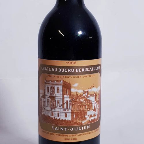 Null 1 B CHÂTEAU DUCRU-BEAUCAILLOU (ctla 1frottement) St Julien GCC 1986