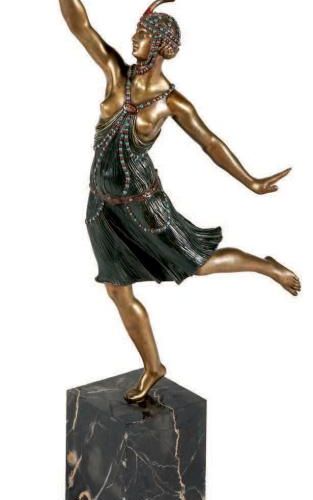 JOE DESCOMPS (1869-1950) La danseuse orientale Sujet en bronze à patine polychro&hellip;