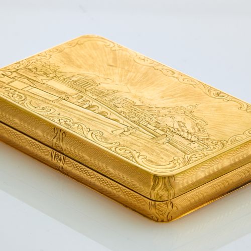 Continental Gold Snuff Box 大陆金质鼻烟盒 约1850年 长方形，铰链式的盖子上刻着一个城市景观的叶状卷边。长3英寸（7.6厘米），约&hellip;