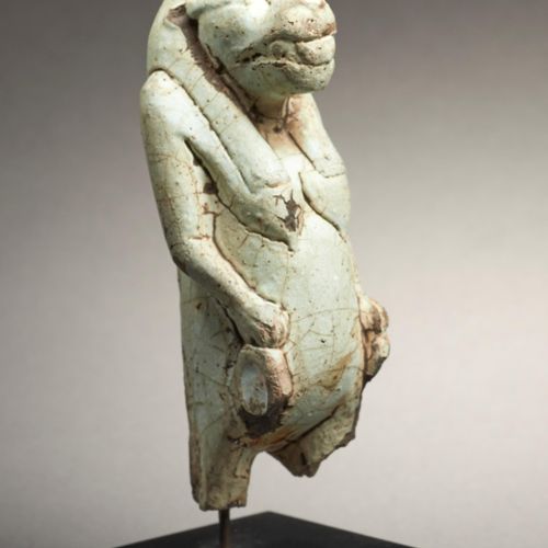 Null THOUÉRIS EN FAÏENCE 
Art égyptien, Basse Époque, 664 - 332 av. J.-C.
Statue&hellip;