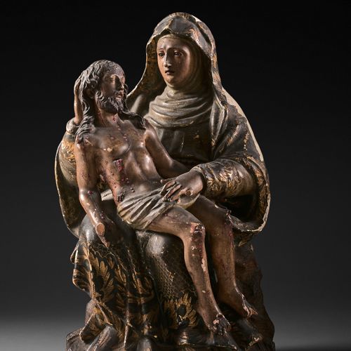 Null Espagne, XVIIe siècle 
Pietà
Groupe sculpté en bois résineux polychromé dor&hellip;