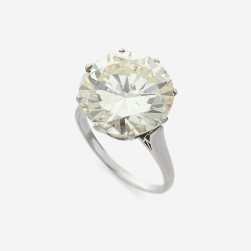 Null 
Solitaire
En or gris 18k, orné d'un diamant taillé en brillant

Poids du b&hellip;