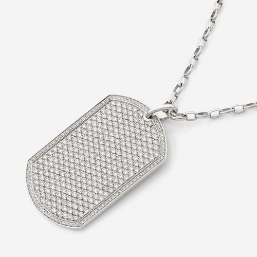 Null EDOUARD NAHUM 
Collier pendentif
En or gris 18k, maille jaseron retenant un&hellip;