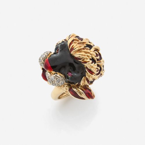 Null FRASCAROLO 
Bague
En or jaune 18k, stylisant une tête de lion émaillée noir&hellip;