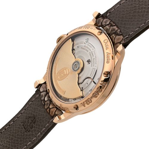 Null F.P. JOURNE 
Octa Réserve de marche, n° 243-02A
Vers 2002



Montre bracele&hellip;