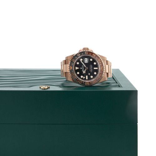 Null ROLEX 
GMT Master II "Rootbeer", ref. 126715CHNR, n° 60M08986
Vers 2019



&hellip;