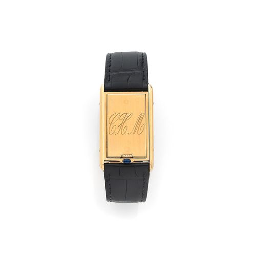 Null CARTIER 
Tank Basculante, n° A106691
Vers 2000



Montre bracelet réversibl&hellip;