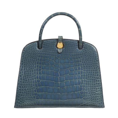 Null HERMÈS
2012
Sac DALVY
Alligator lisse Bleu Jean (Alligator mississippiensis&hellip;