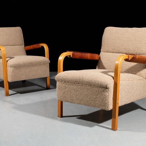 Null Alvar AALTO 1898-1976
Paire de fauteuils mod. 48 - circa 1950
Structure en &hellip;