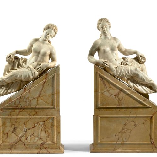 Null Italie du Nord, XVIe-XVIIe siècle 
Nymphes allongées
Deux sculptures en mar&hellip;
