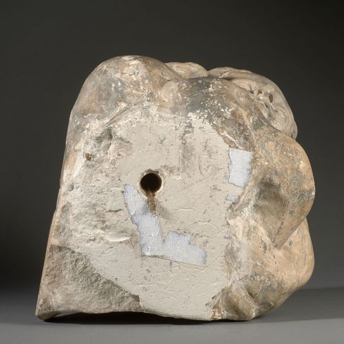 Null France, XVIIIe siècle 
Tête de chérubin
Pierre calcaire sculptée
Hauteur : &hellip;