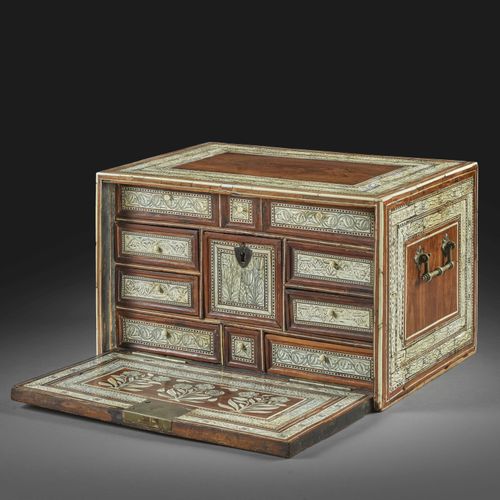 Null ANGLO-INDIAN CABINET OF THE LATE 17th-early 18th CENTURY 
In rosewood and i&hellip;