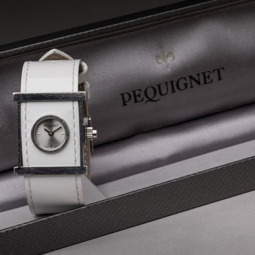 EMILE PEQUIGNET - MONTRE de dame avec bracelet interchangeable. Boîtier rectangu&hellip;