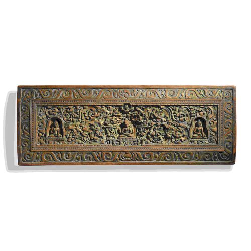 COUVERTURE DE PRAJNAPARAMITA SUTRA EN BOIS SCULPTÉ TIBET, XIVE/XVE SIÈCLE COUVER&hellip;