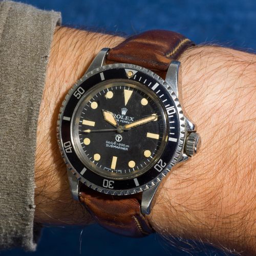 Rolex. Rare montre bracelet militaire en acier avec double référence développ..&hellip;