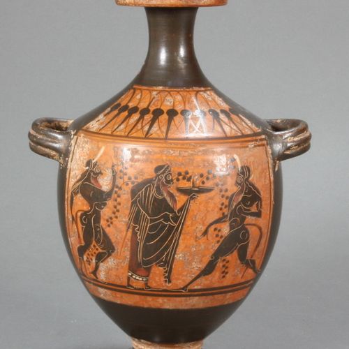 ARCHÄOLOGIE Greek water jug. Ovoid body on a two-stepped stand; bent shoulder wi&hellip;