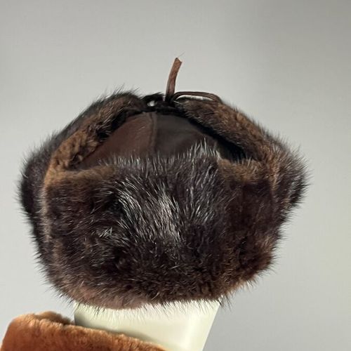 Null SPRUNG - REVILLON - Fur coat and mink toque - Env Size L

-The Sprung coat &hellip;