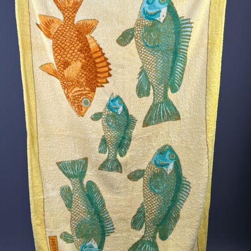 Null HERMÈS Paris - "Les poissons" bath or beach towel

Cut from thick orange te&hellip;