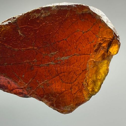 Null Baltic amber stones in the rough. Honey-colored, consisting of 2 pieces wei&hellip;