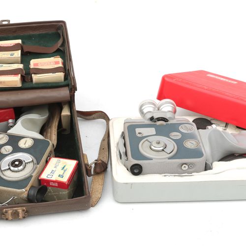 Null 两台Eumig 651型8毫米胶片相机，装在箱子和原箱中，德国，约1958年。