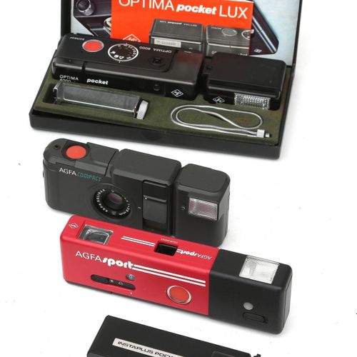 Null Elf Subminiaturkameras, darunter Agfa Optima Typ Pocket und Minolta 16 MG-S&hellip;