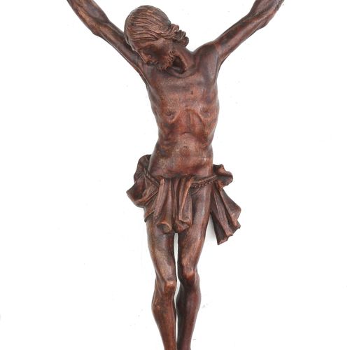 Null Crucifijo de madera tallada, siglo XVII/XVIII. L. 60 cm.