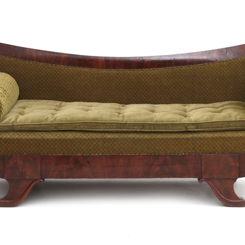 Null Un divano biedermeier olandese con rivestimento in velluto verde, secondo q&hellip;