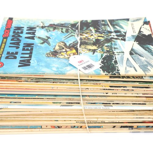 Null 一套28本的漫画书《巴克-丹尼的冒险》和《丹-库珀》。