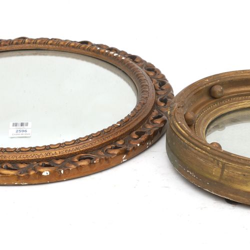 Null Two assorted "butler" mirrors. Diameters 46 and 30 cm.